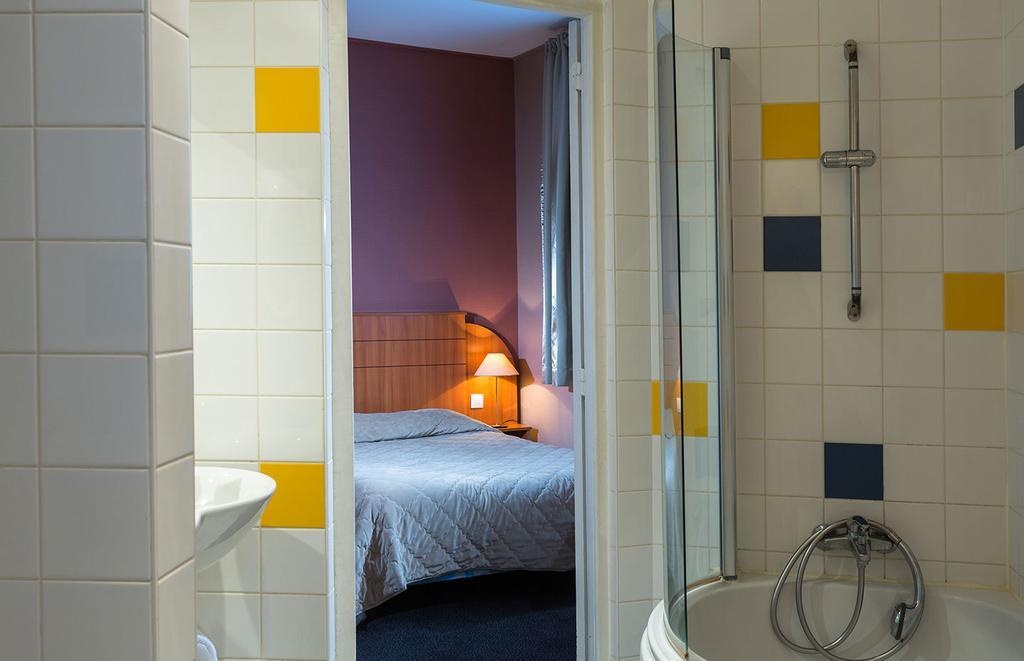 Hotel Astrid Rouen Exteriör bild