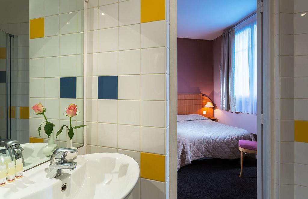 Hotel Astrid Rouen Exteriör bild