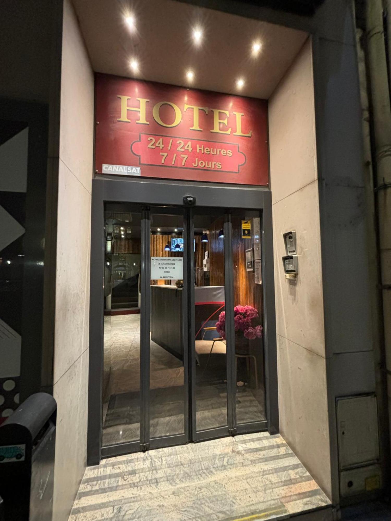 Hotel Astrid Rouen Exteriör bild